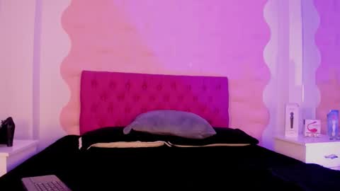 Snapshot of nastasha_nasty1 chatting on 6, 11, 2025 Maira online show from 6, 11, 2025