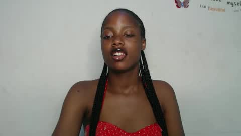 Snapshot of nastie_goddess chatting on 5, 5, 2026 perry online show from 5, 5, 2026
