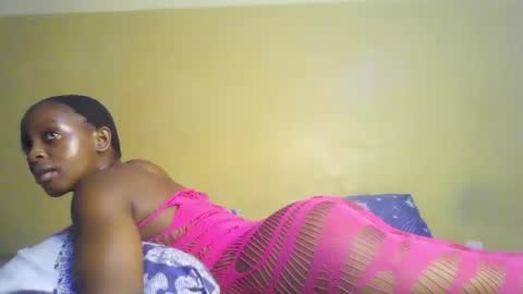 Snapshot of nasty_celine chatting on 16, 11, 2025 nasty_celine online show from 16, 11, 2025