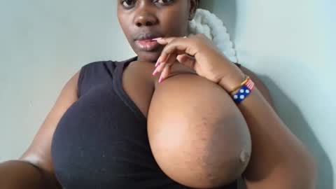 Snapshot of nasty_nohelah chatting on 19, 12, 2025 chimummy online show from 19, 12, 2025