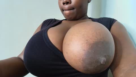 Snapshot of nasty_nohelah chatting on 15, 4, 2026 chimummy online show from 15, 4, 2026