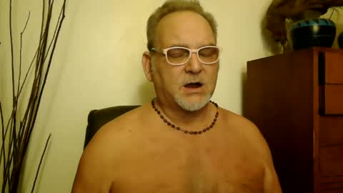 Daddy online show from 2, 2, 2025