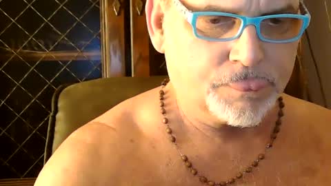 Daddy online show from 8, 3, 2025