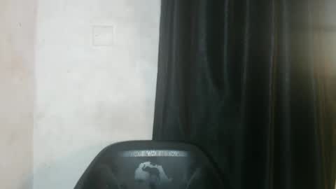 Snapshot of nastyhairy7 chatting on 27, 9, 2025 nastyhairy7 online show from 27, 9, 2025