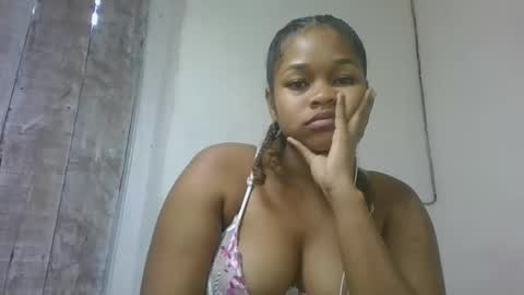 natachazz online show from 5, 4, 2026