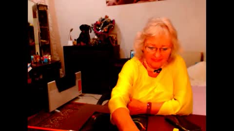 Snapshot of natali7634 chatting on 15, 12, 2024 natali online show from 15, 12, 2024