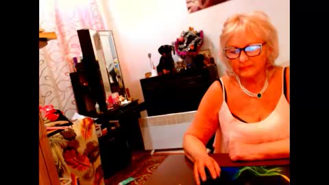 Snapshot of natali7634 chatting on 1, 1, 2025 natali online show from 1, 1, 2025