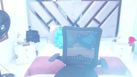 natalia5560 online show from 10, 3, 2025