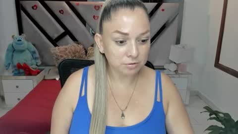 natalia5560 online show from 9, 11, 2025