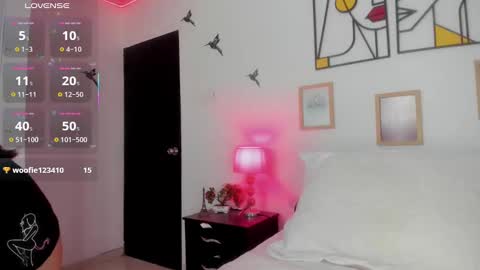 Snapshot of natalia__ponce chatting on 27, 9, 2025 NATALIA online show from 27, 9, 2025