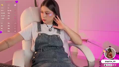 natalia andrea online show from 15, 7, 2026