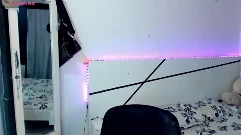 Snapshot of natalia_cb chatting on 10, 10, 2025 Natalia  online show from 10, 10, 2025