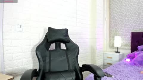 Snapshot of natalia_kiss01 chatting on 10, 11, 2025 Natalia Kiss online show from 10, 11, 2025