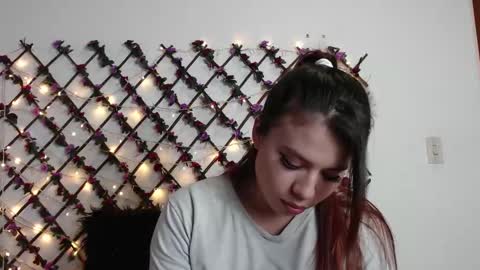 Natalia Walker online show from 13, 2, 2026