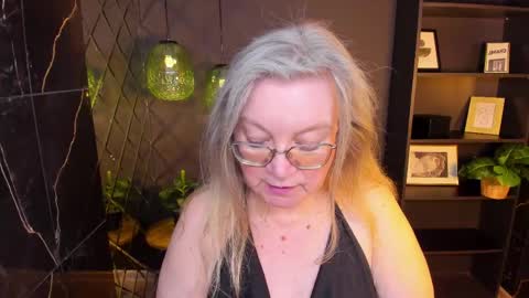 Snapshot of natalicloud chatting on 18, 4, 2026 NataliCloud online show from 18, 4, 2026
