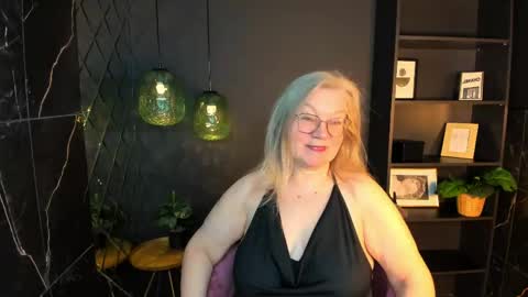 Snapshot of natalicloud chatting on 28, 4, 2026 NataliCloud online show from 28, 4, 2026