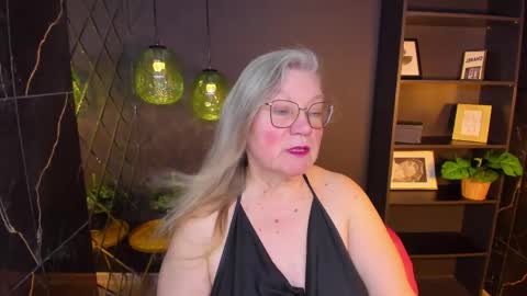 Snapshot of natalicloud chatting on 8, 5, 2026 NataliCloud online show from 8, 5, 2026