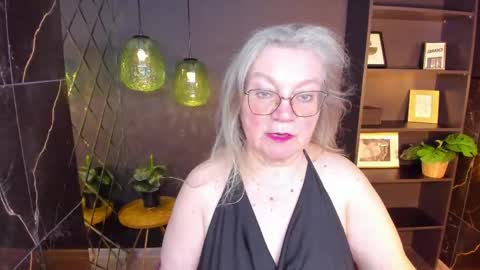 Snapshot of natalicloud chatting on 18, 5, 2026 NataliCloud online show from 18, 5, 2026