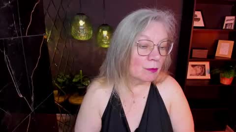 Snapshot of natalicloud chatting on 1, 6, 2026 NataliCloud online show from 1, 6, 2026