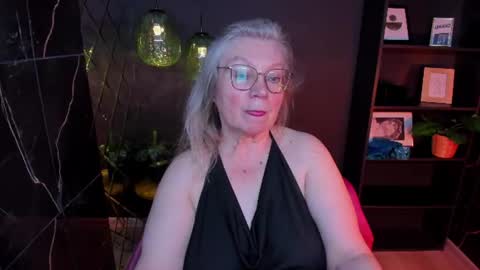 Snapshot of natalicloud chatting on 5, 7, 2026 NataliCloud online show from 5, 7, 2026