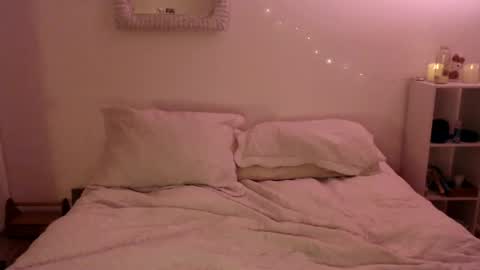 Snapshot of natalie6vmu chatting on 11, 9, 2025 Natalie Six online show from 11, 9, 2025