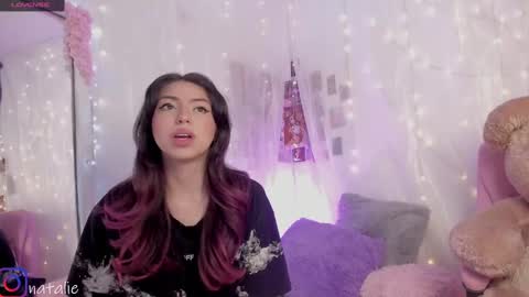 Snapshot of natalie_jaensen chatting on 12, 10, 2025 online show from 12, 10, 2025
