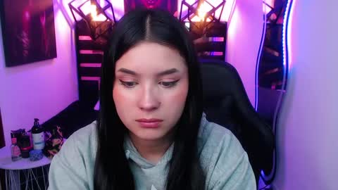 natalie  online show from 15, 5, 2026