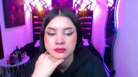 natalie  online show from 29, 5, 2026