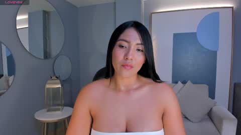 Snapshot of natalielewis_ chatting on 14, 7, 2026 Natalie Lewis online show from 14, 7, 2026