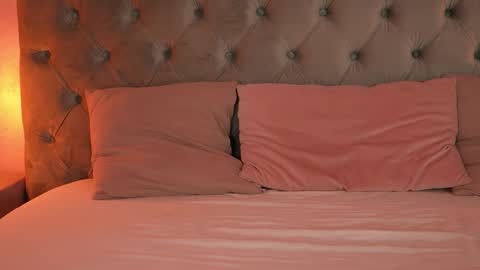 Natalie online show from 4, 10, 2025