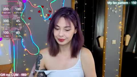 Snapshot of natalimillers chatting on 13, 9, 2025 Natali online show from 13, 9, 2025