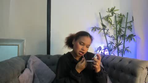 Snapshot of nataly_velez chatting on 2, 12, 2025 Naty online show from 2, 12, 2025