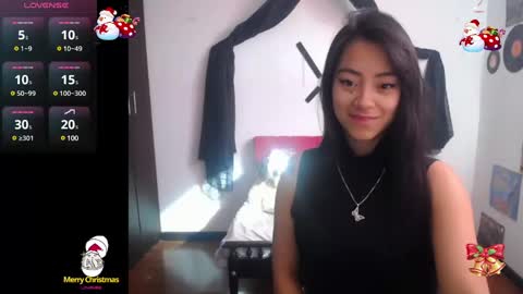 Nataly Escobar online show from 6, 1, 2025