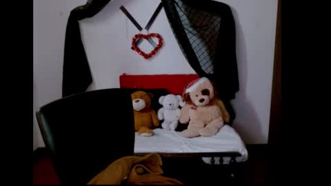 Nataly Escobar online show from 7, 3, 2025