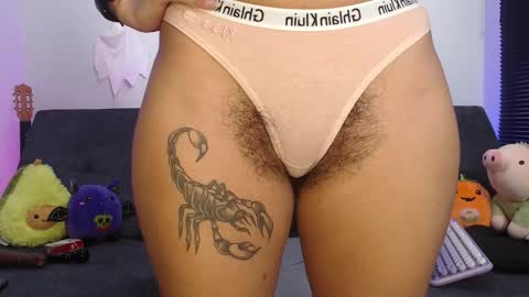 Snapshot of natalygreww chatting on 17, 10, 2025 online show from 17, 10, 2025