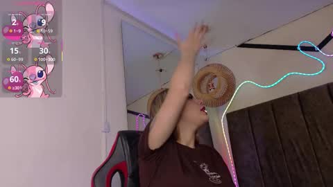 Natasha  online show from 1, 12, 2025