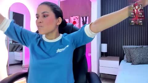 Snapshot of natasha__jackson chatting on 8, 11, 2025 natasha online show from 8, 11, 2025