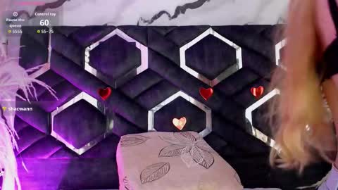 Snapshot of natasha_adams___ chatting on 17, 10, 2025 NATASHA online show from 17, 10, 2025