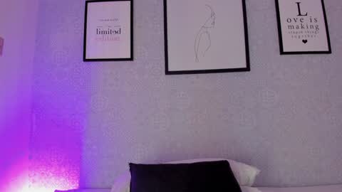 Snapshot of natasha_harpper chatting on 1, 2, 2025 Natasha online show from 1, 2, 2025