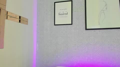 Snapshot of natasha_harpper chatting on 27, 11, 2025 Natasha online show from 27, 11, 2025