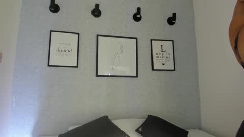 Snapshot of natasha_harpper chatting on 4, 2, 2026 Natasha online show from 4, 2, 2026