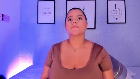 Snapshot of natasha_harpper chatting on 2, 4, 2026 Natasha online show from 2, 4, 2026