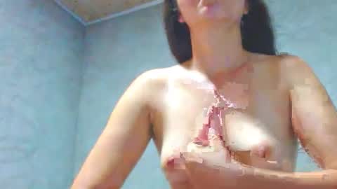 Snapshot of natasha_more4 chatting on 21, 10, 2025 natasha more4 online show from 21, 10, 2025