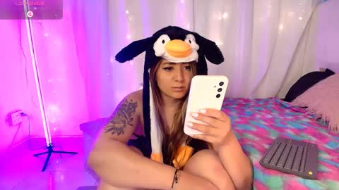 Snapshot of natasha_peach_ chatting on 3, 10, 2025 Natasha online show from 3, 10, 2025