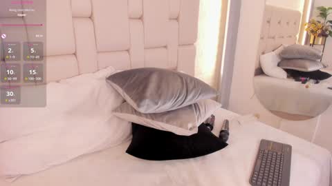 Natasha Smith online show from 31, 12, 2024