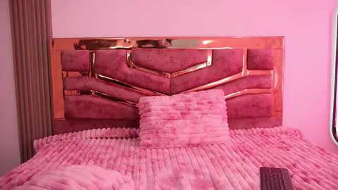 Snapshot of natasha_vesperx chatting on 25, 10, 2025 Natasha Vesper online show from 25, 10, 2025