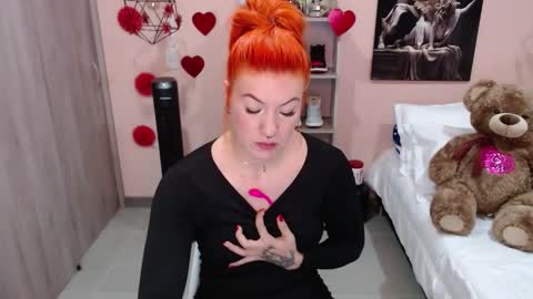 Snapshot of natasha_woo chatting on 19, 2, 2025 Nat online show from 19, 2, 2025