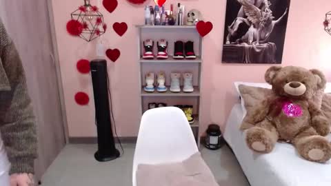 Snapshot of natasha_woo chatting on 5, 3, 2025 Nat online show from 5, 3, 2025