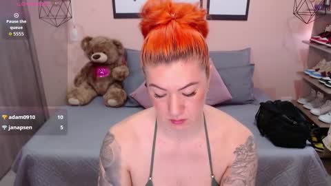 Snapshot of natasha_woo chatting on 11, 9, 2025 Nat online show from 11, 9, 2025