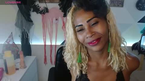Snapshot of natashadormat chatting on 2, 11, 2025 natashadormat online show from 2, 11, 2025